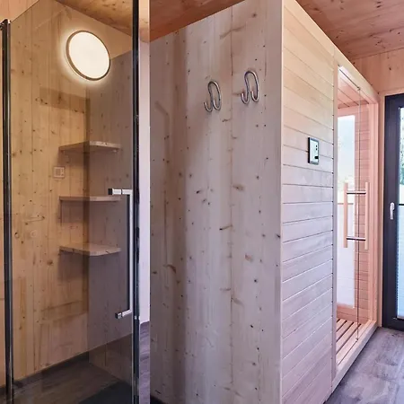 شاليه Chalets Bergeralm, *